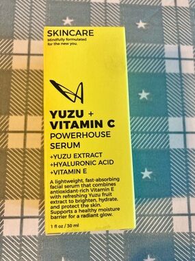 Splash Yuzu + Vitamin C Serum